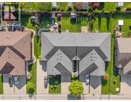 139 Woodycrest AVENUE - 33