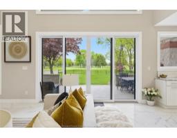 1094 ROSELAND DRIVE South - 11