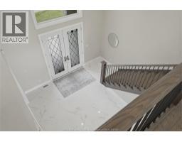 1094 ROSELAND DRIVE South - 37