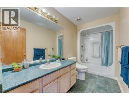 4340 ST. CLAIR AVENUE - 19