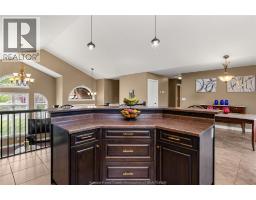 242 DONALD CRESCENT - 13