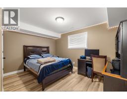 242 DONALD CRESCENT - 32