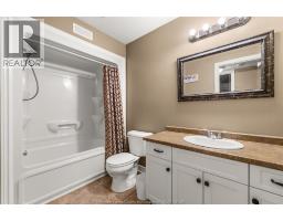 242 DONALD CRESCENT - 33