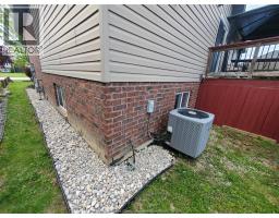 242 DONALD CRESCENT - 41