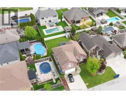 242 DONALD CRESCENT - 43