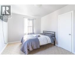 1707 ALBERT - 22