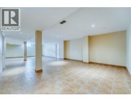 267 EAST PUCE - 44