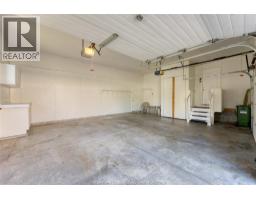267 EAST PUCE - 46
