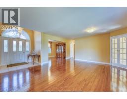 267 EAST PUCE - 9
