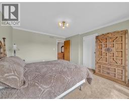 11 Rudgate LANE North - 19
