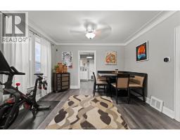 1056 GLADSTONE - 7