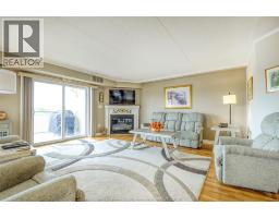 320 VILLAGE GROVE DRIVE UnitNo. A401 - 5