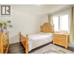 212 ADAMS AVENUE - 17