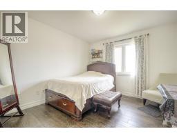 212 ADAMS AVENUE - 18