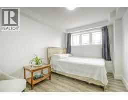 212 ADAMS AVENUE - 28