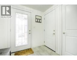 212 ADAMS AVENUE - 7