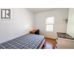 721-723 CAMPBELL AVENUE - 21