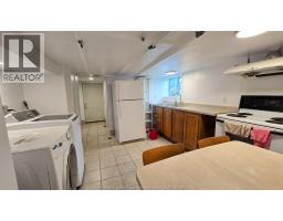 721-723 CAMPBELL AVENUE - 28