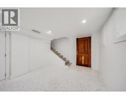 1153 GLADSTONE AVENUE - 34
