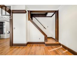 1153 GLADSTONE AVENUE - 6