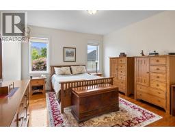 26 MARSHWOODS BOULEVARD - 13