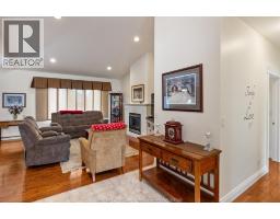 26 MARSHWOODS BOULEVARD - 5
