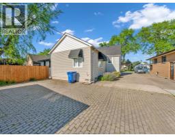 561 ELINOR STREET - 40