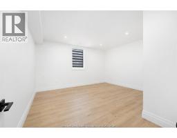 3851 RONALD AVENUE - 32