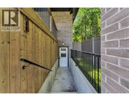3851 RONALD AVENUE - 42