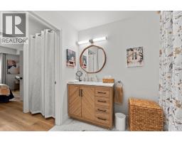 8475 WYANDOTTE STREET UnitNo. 111 - 25
