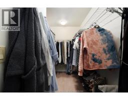 2098 EDGEMORE AVENUE - 26