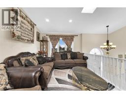796 RICHMOND STREET - 13