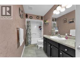 796 RICHMOND STREET - 26