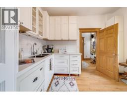 961 OUELLETTE AVENUE - 12