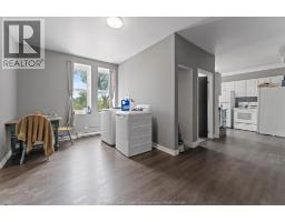 1353 WELLINGTON AVENUE - 18