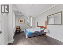 1353 WELLINGTON AVENUE - 31