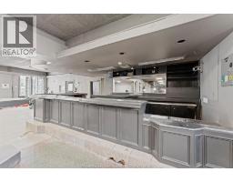 1353 WELLINGTON AVENUE - 9