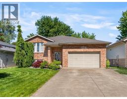 791 HELENA CRESCENT - 1