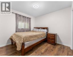791 HELENA CRESCENT - 13