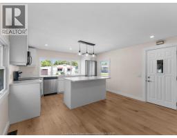 44 Miriam COURT - 6