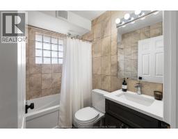 735 Lounsborough - 28