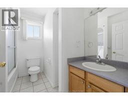 149 AMY CROFT DRIVE - 17