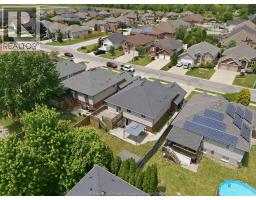 149 AMY CROFT DRIVE - 31