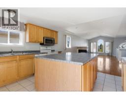 149 AMY CROFT DRIVE - 9