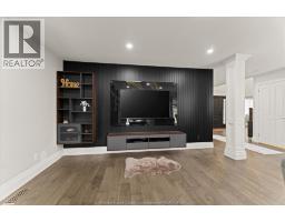 359 ELMGROVE DRIVE - 20