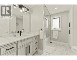 359 ELMGROVE DRIVE - 34