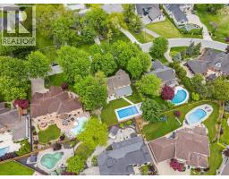 359 ELMGROVE DRIVE - 42