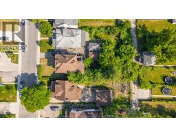 540 CAMPBELL AVENUE - 10