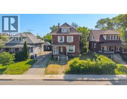 540 CAMPBELL AVENUE - 2