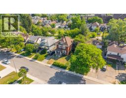 540 CAMPBELL AVENUE - 7